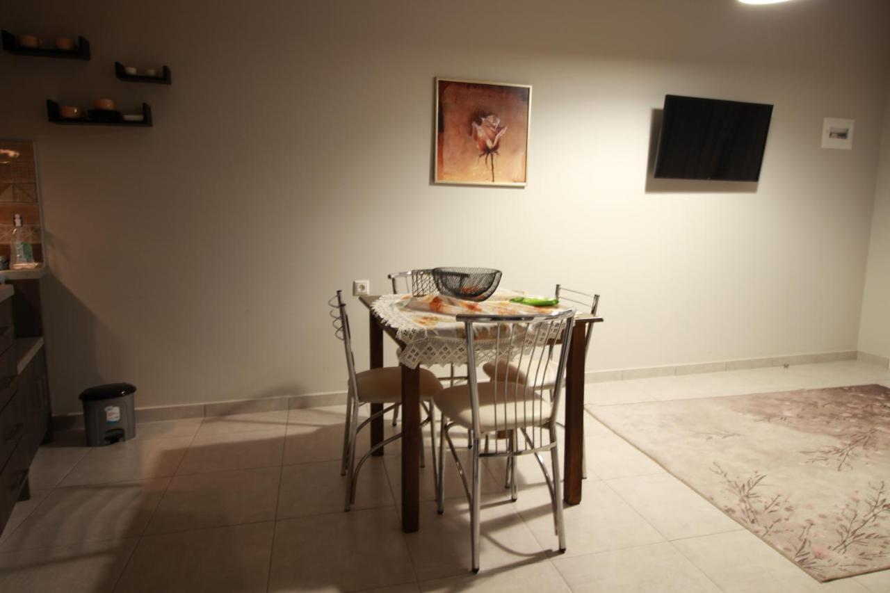 Evangelia Homes Сикия Екстериор снимка